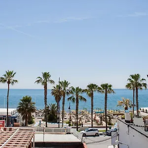 https://spacious-200-sqm-penthouse-with-sea-view-terraces.hotelsinnerja.org