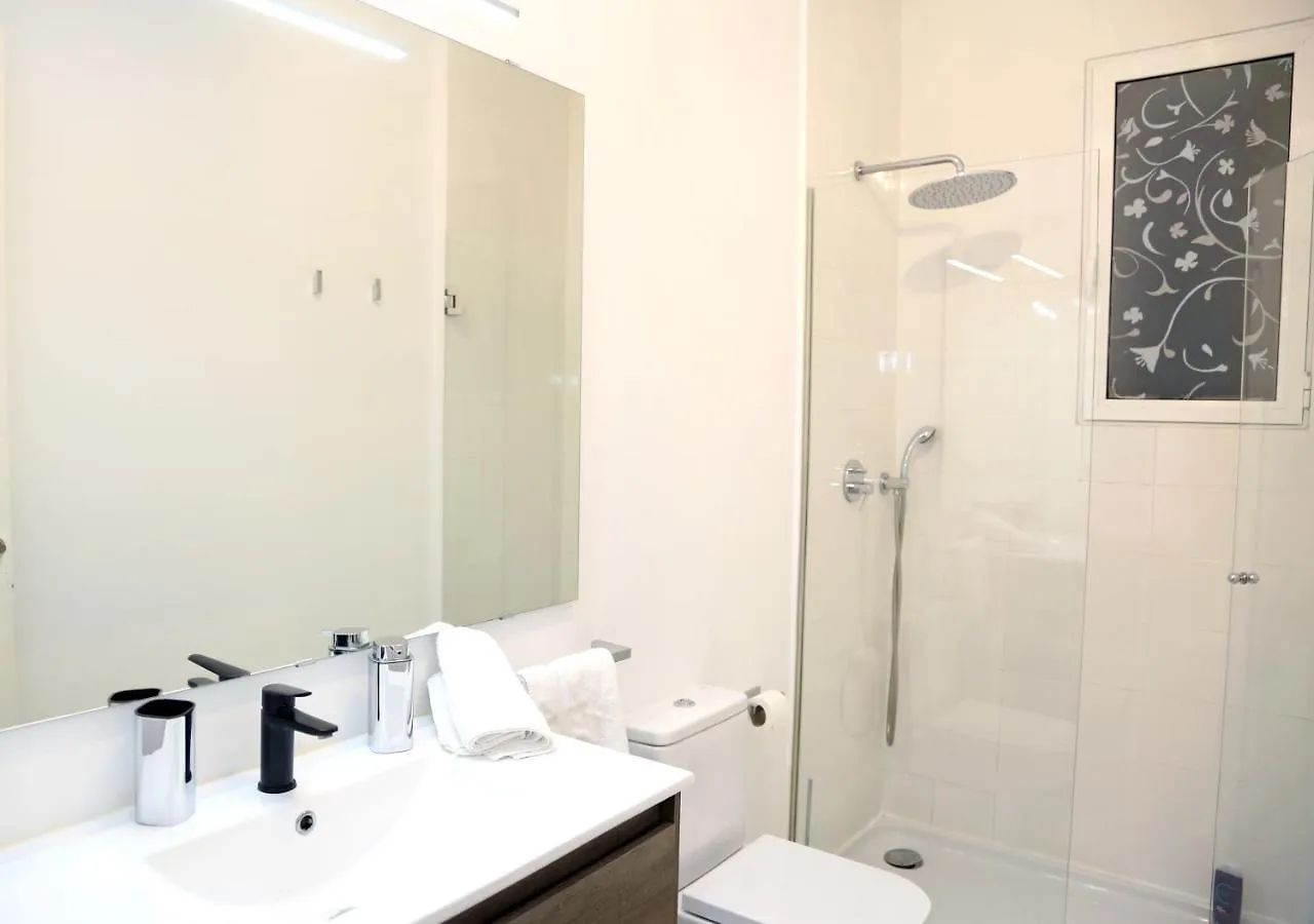 Piso Exclusivo Frente Al Casco Viejo Con Parking Gratis Appartement Bilbao Spanje